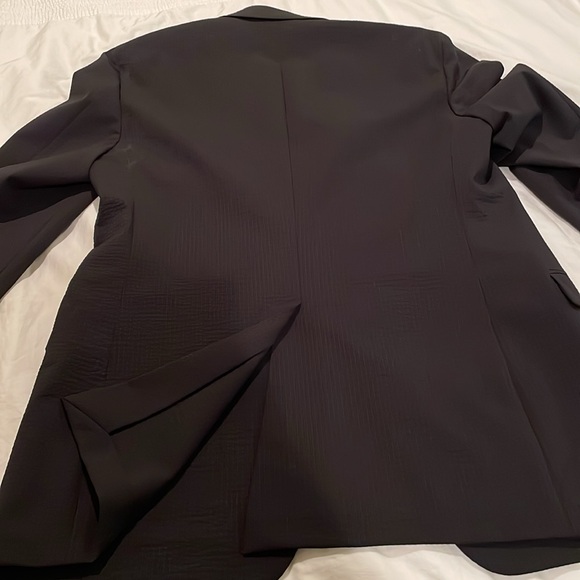 Prada men’s blazer - size 54L - Black with subtle pinstripes - Picture 12 of 16